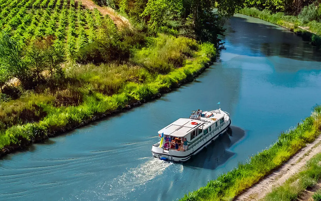 camping familial proche canal du midi